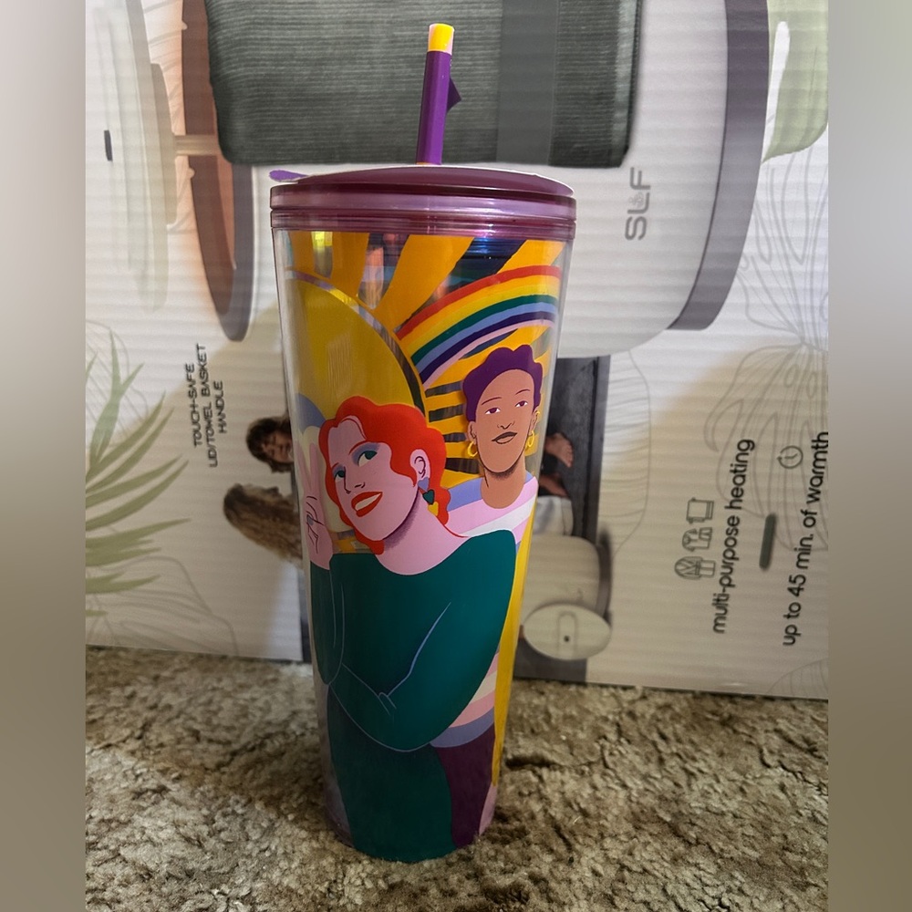 Sofie Birkin Starbucks’s Cup